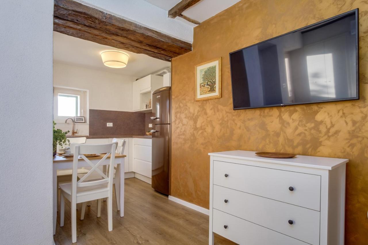 Casa Rustica Διαμέρισμα Mali Lošinj Εξωτερικό φωτογραφία